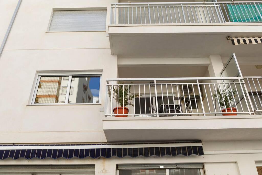 Cozy Apartment, Very Fresh At Playa De Gandia Екстер'єр фото